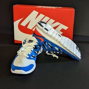 Nike Free Run 2 Sneakers DV2221 100 Bright Crimson Women Shoe Size 9.5